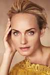 Amber Valletta