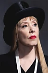 Suzanne Vega