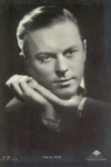 Hans Holt