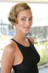 Nora Arnezeder