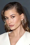 Hailey Bieber