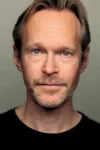 Steven Mackintosh