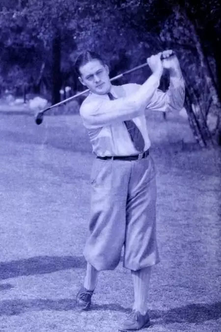 How I Play Golf, by Bobby Jones No. 8: 'The Brassie'