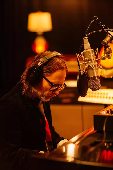 Thom Yorke's 'Suspiria' Session - (Live from Electric Lady Studios)