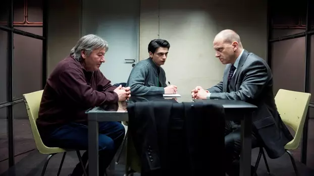 Watch The Prosecutor, the Defender, the Father and his Son Trailer
