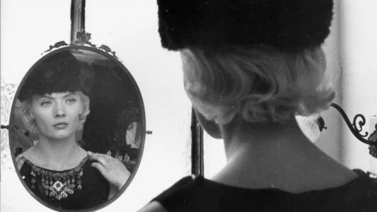 Watch Cléo from 5 to 7 Trailer