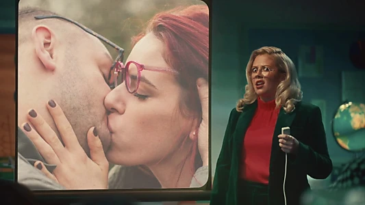 Watch Specsavers: A Guide on How to Kiss Trailer