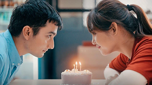 Watch Tak Ingin Usai Disini Trailer