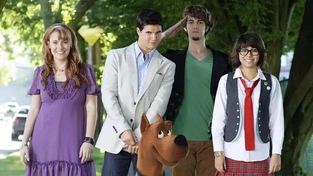 Watch Scooby-Doo! The Mystery Begins Trailer