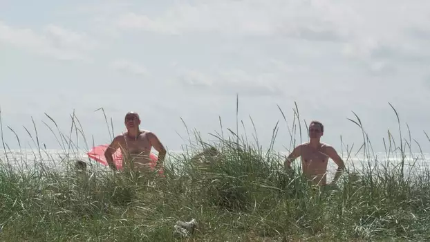 Watch Fight on a Swedish Beach!! Trailer