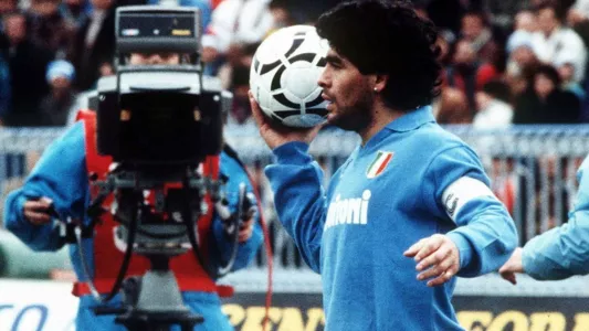 Watch Maradonapoli Trailer