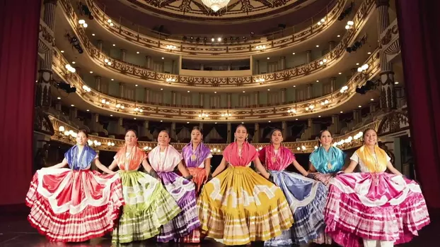 El Grito: Lila Downs at the Macedonio Alcalá Theater, with the Alejandro Díaz Orchestra and the Costumbrista Dance Company