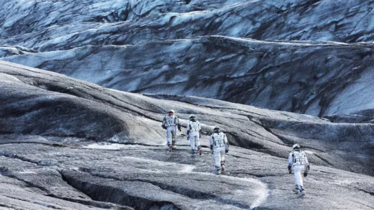 Watch Interstellar: Nolan's Odyssey Trailer