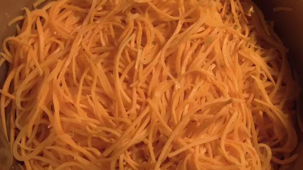 Morkovcha [Korean Carrot Salad]