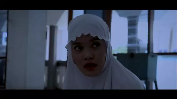 Watch Sholat Sendirian Trailer