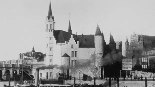 Panorama de la ville pris d’un bateau