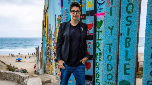 Sue Perkins: Along the US–Mexico Border