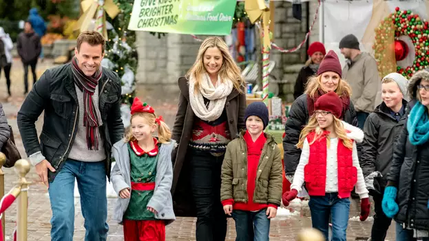 Watch A Christmas to Remember Trailer