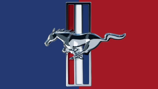 FORD MUSTANG : L'étalon Toujours Au Galop