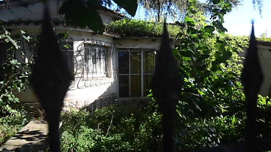 Watch La casa de los tíos Trailer