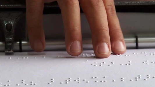 Watch ¿Qué ves? Ecos de lo invisible Trailer