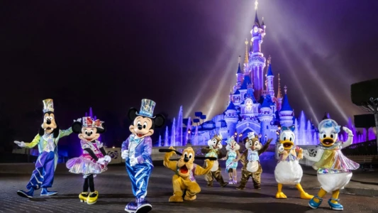 Behind the scenes of the biggest Disneyland Paris shows!