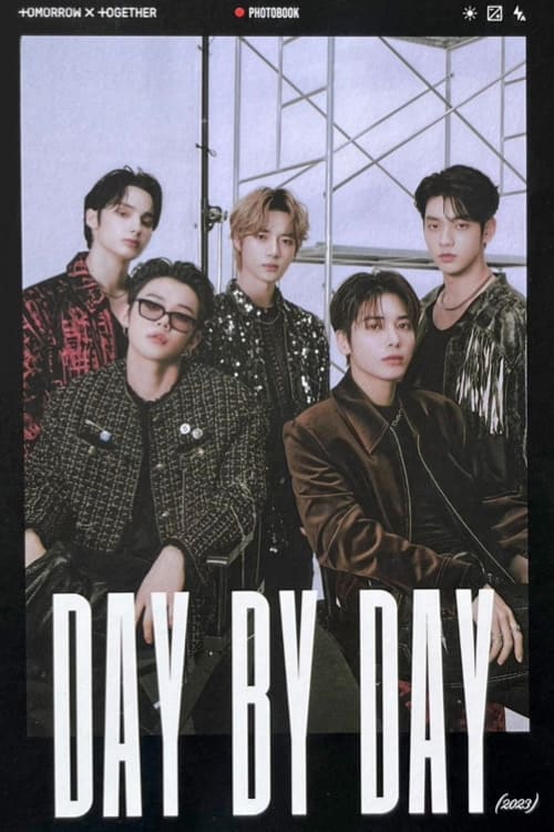 TOMORROW X TOGETHER 'DAY BY DAY' 2023 SEASON'S GREETINGS