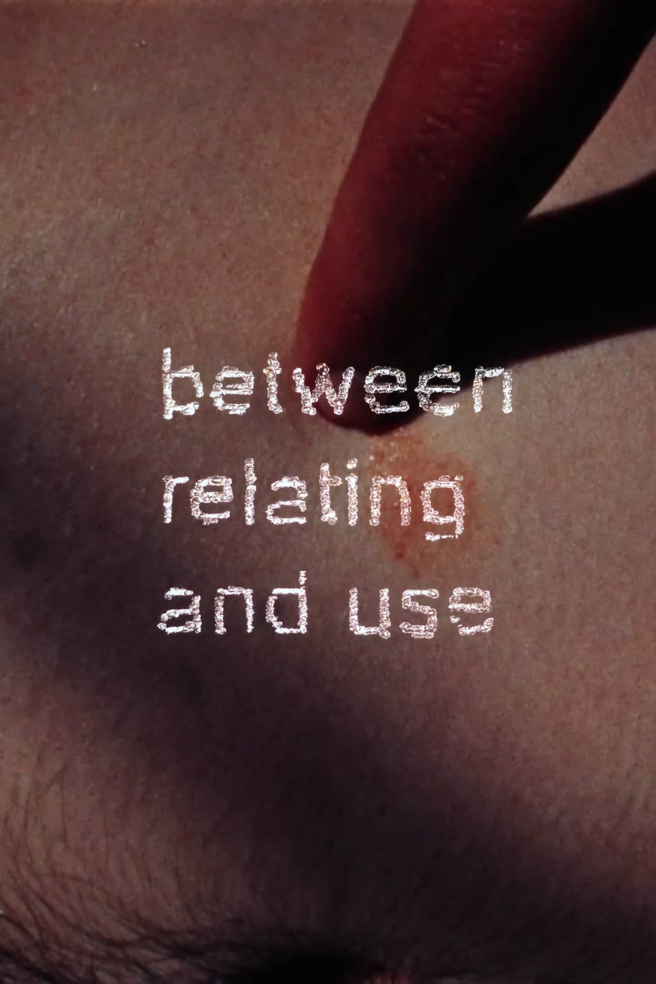 Between Relating and Use