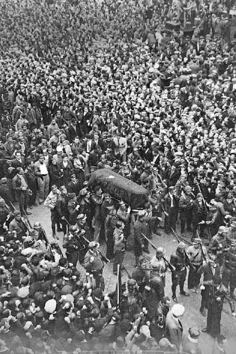 The Funeral Procession of Buenaventura Durruti