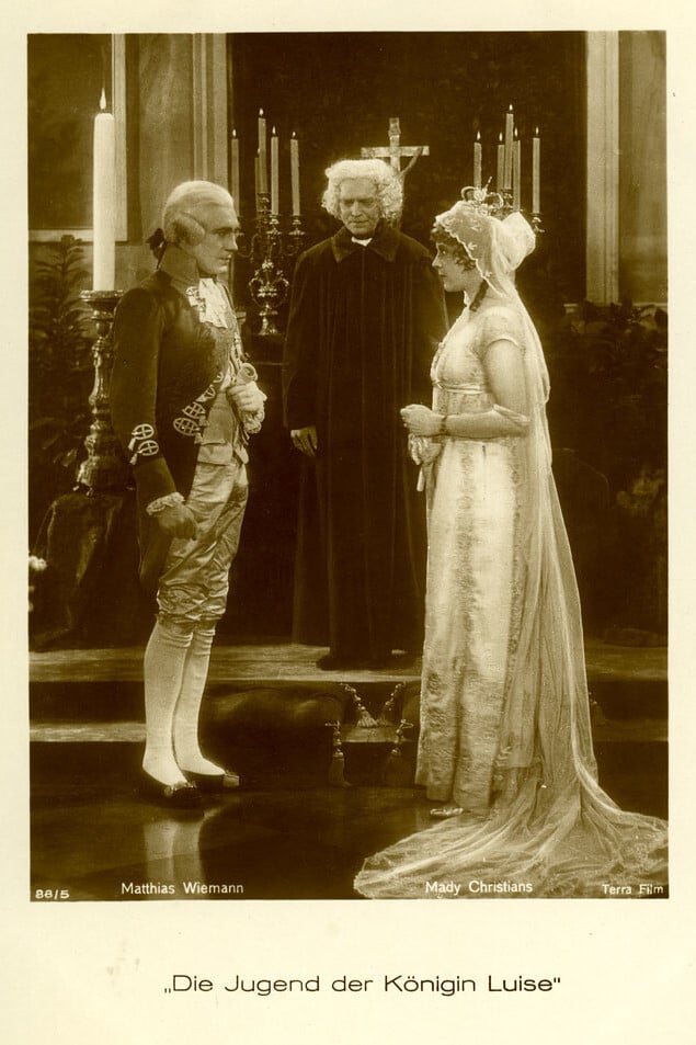 Queen Louise (1927)