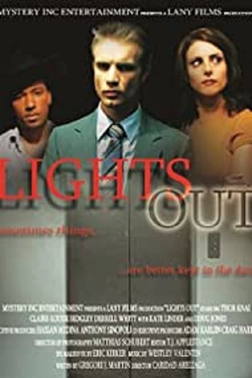 Lights Out (2015)
